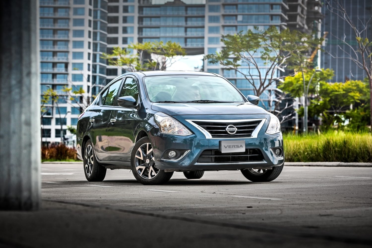 Nissan-Versa-AR0004.jpg.ximg.l_full_m.smart